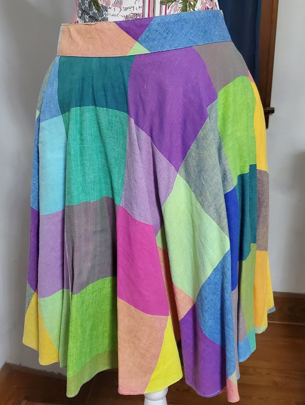 Liz Claiborne, Vibrant Multicolor Full Skirt